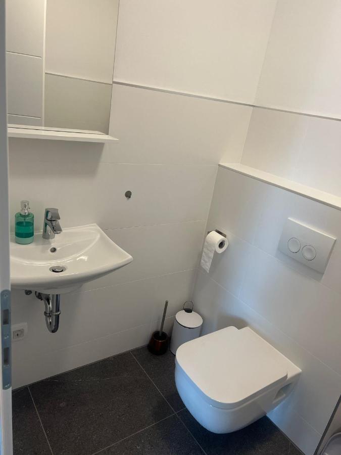 Apartmani Lana Rab Town Extérieur photo