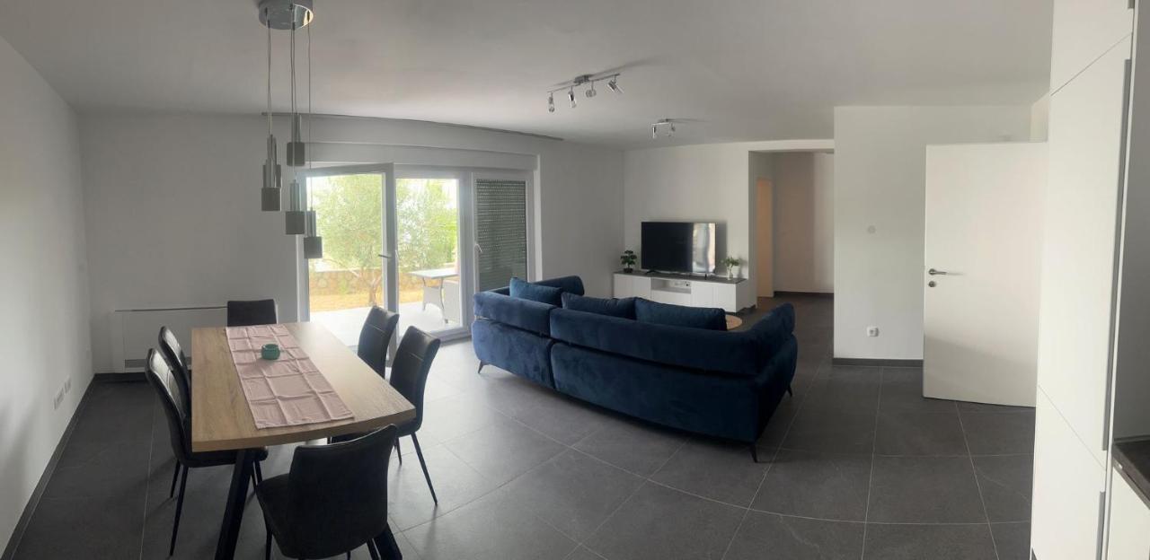 Apartmani Lana Rab Town Extérieur photo